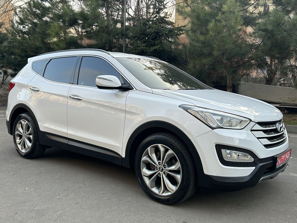 Hyundai Santa Fe 2013г. Дизель Автомат