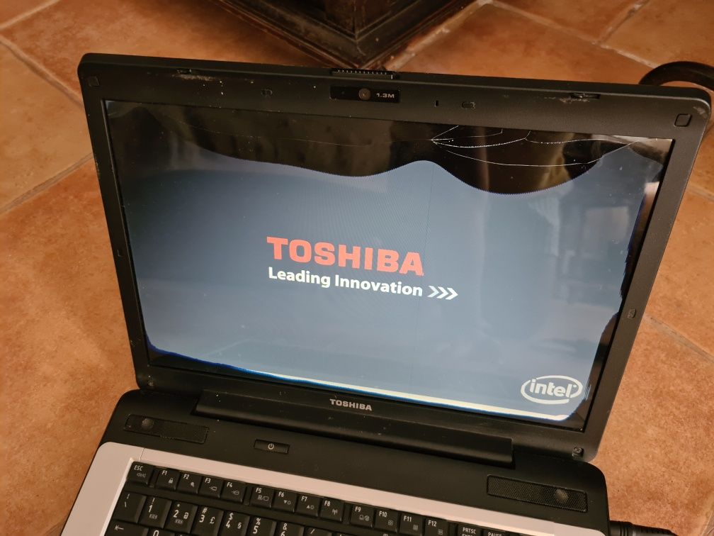 Toshiba A200 em funcionamento