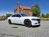 Dodge Charger do ślubu - styl, moc i klasa
w jednym!"