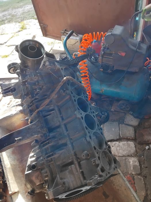 Продам бмв е39 м52 мотор