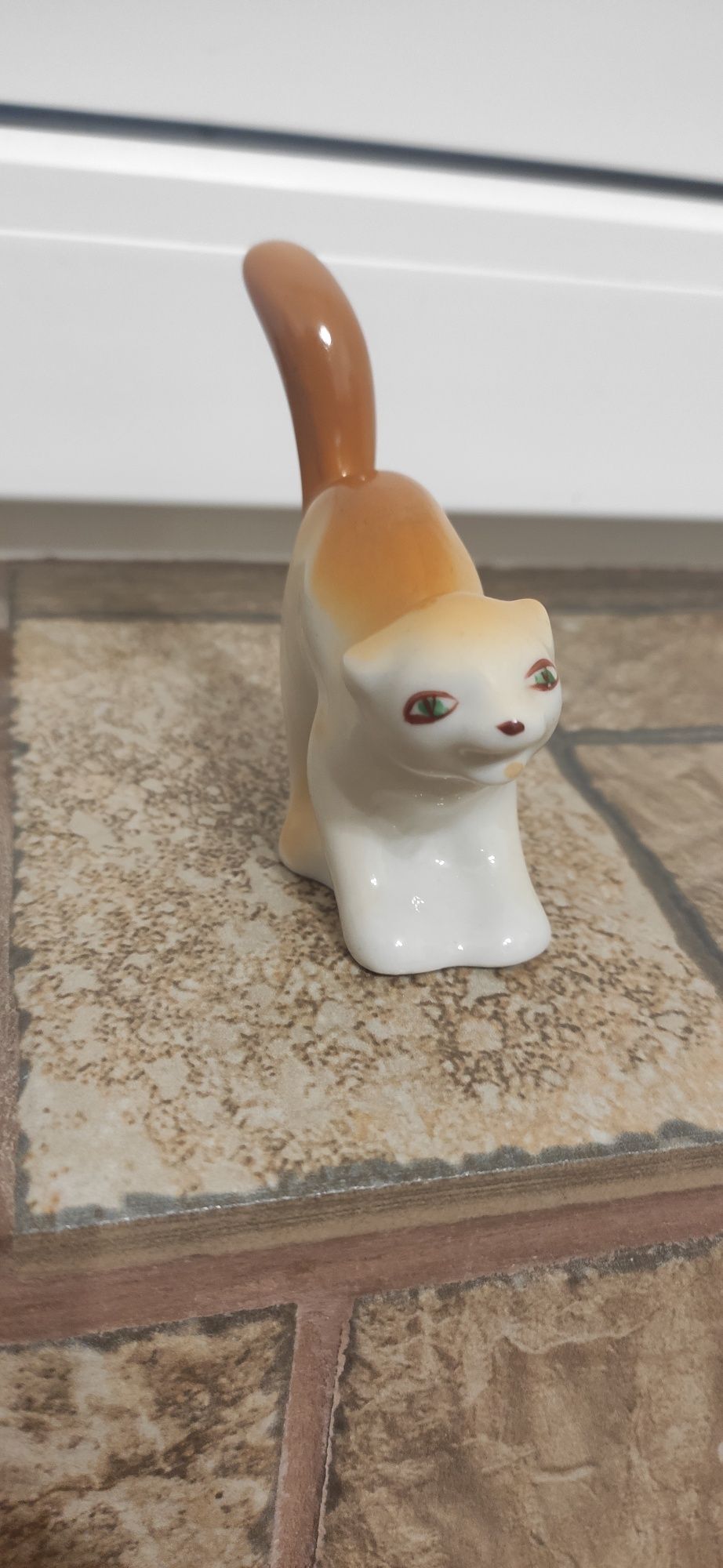 Статуэтка котенок Полонное