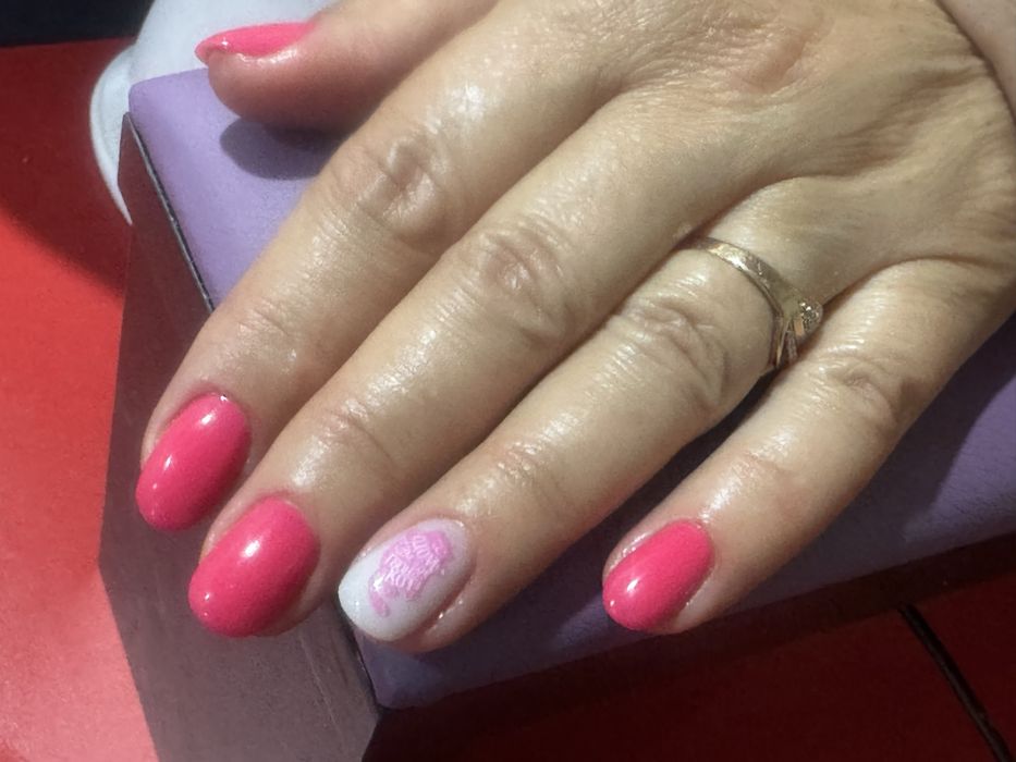 Маникюр педикюр. Гель лак