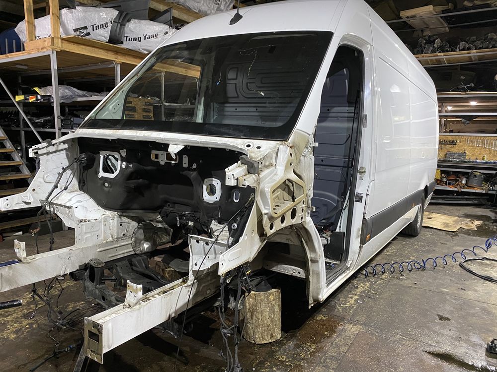 Капот Mercedes Sprinter 906 Фара Крило Разборка