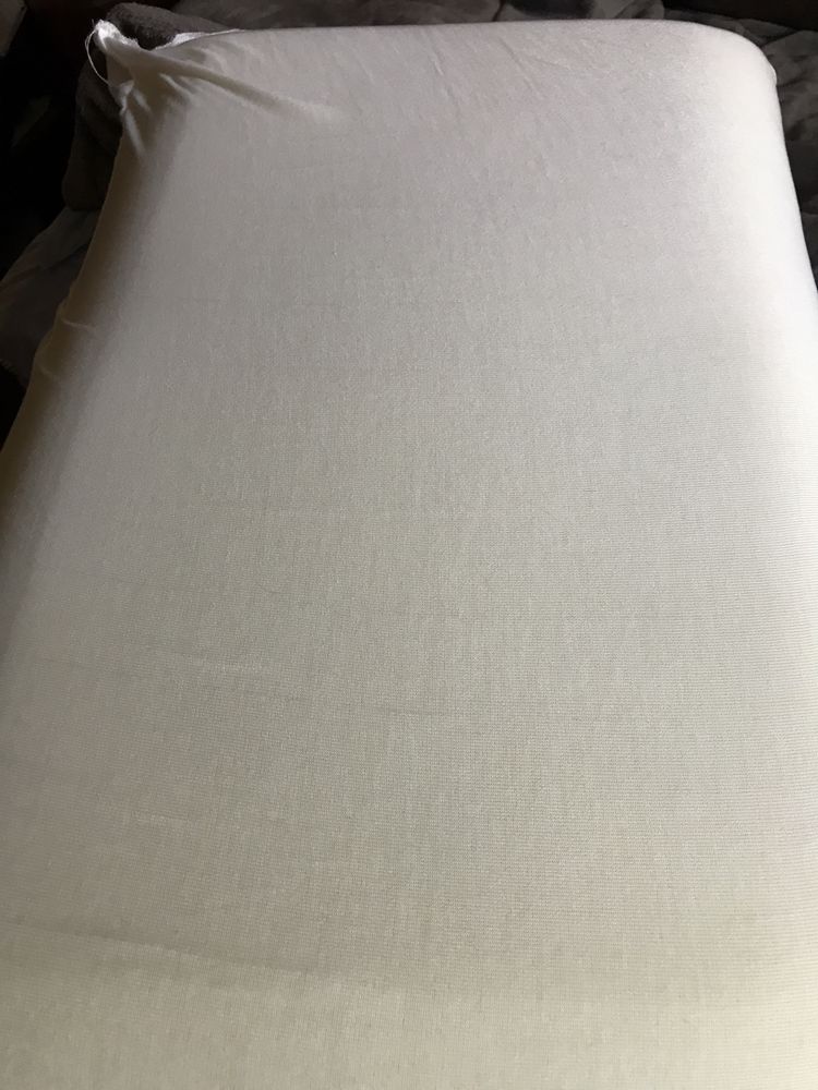 Ортопедическая подушка пенная Ardesto Sleepwell (Memory Foam)