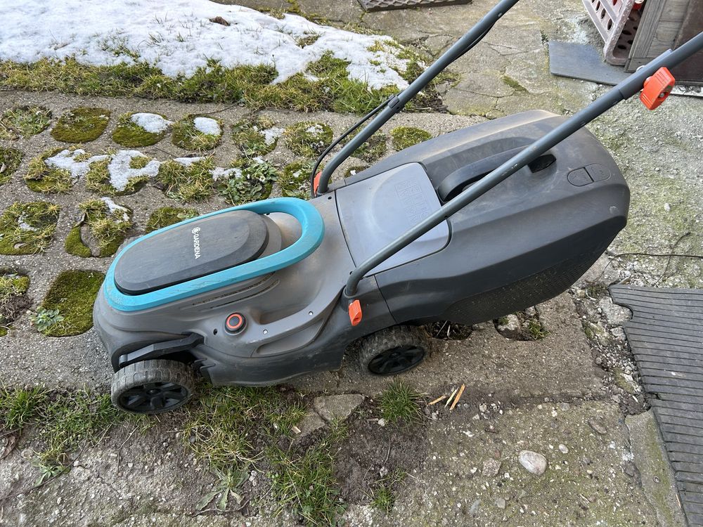 Elektryczna kosiarka PowerMax 32/1200 G2