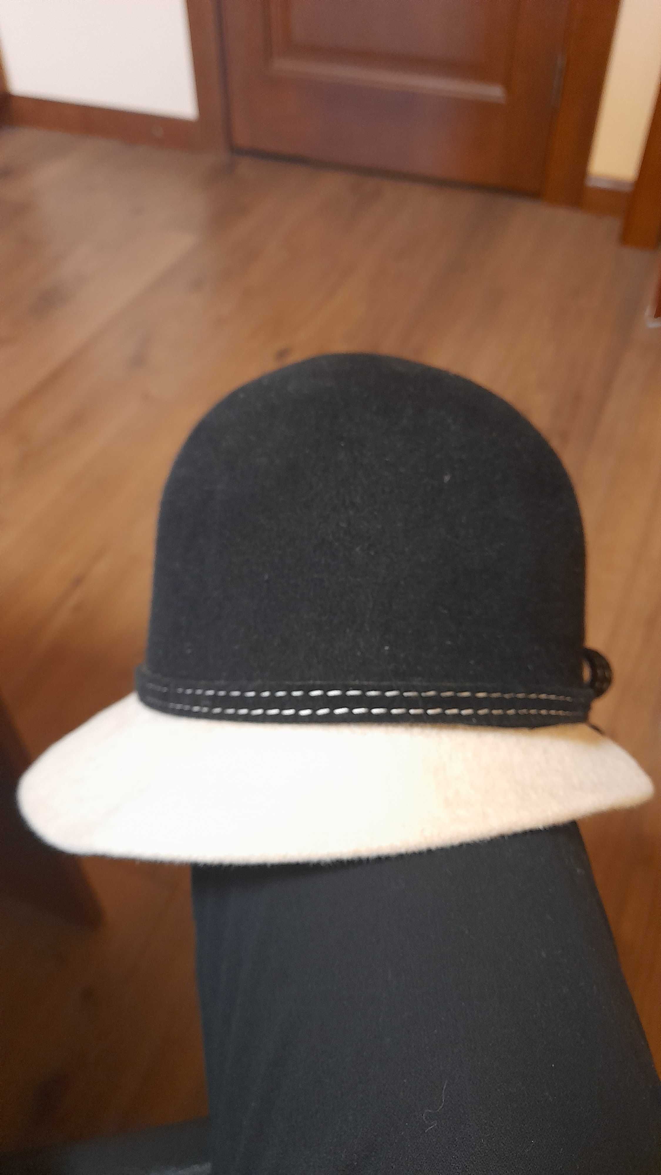 Продам жіночу шляпу