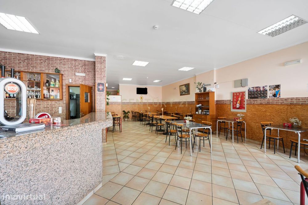 Fração Comercial Independente - Com Grande Potencial de Investimento,