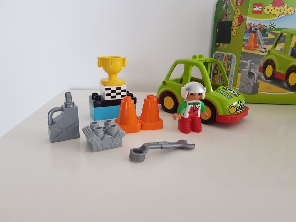 Lego Duplo Auto wyścigowe 10589
