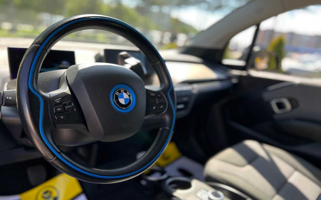 BMW I3 2017 року