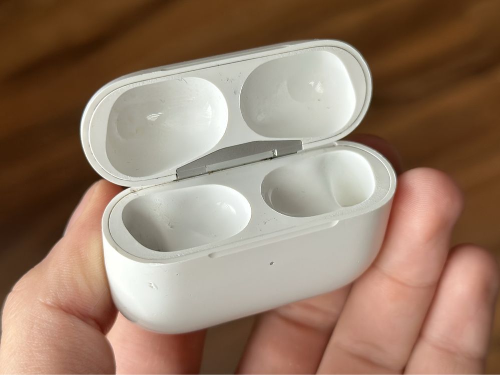 Кейс airpods Pro 1 без наушников