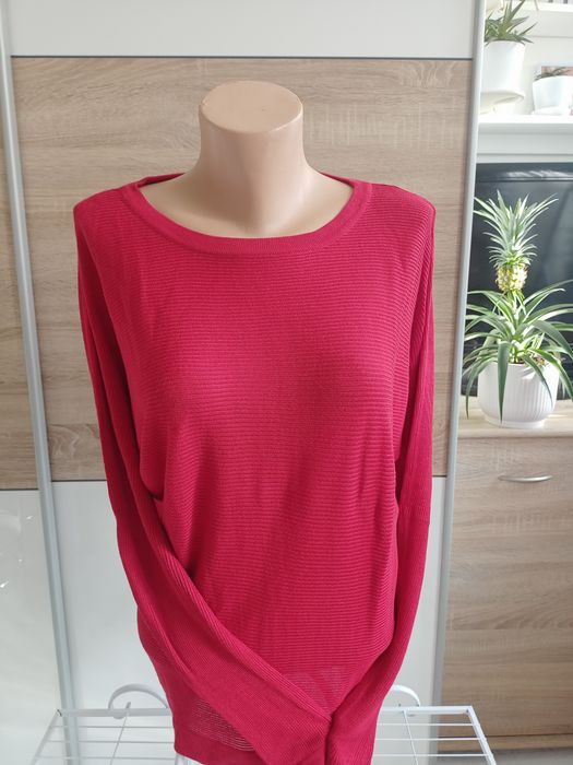 Czerwony sweter Reserved