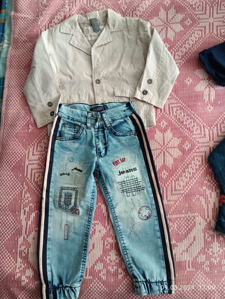 Набор вещей 2-3года: джинсы, шапка, пиджак, футболка, курточка джинсов