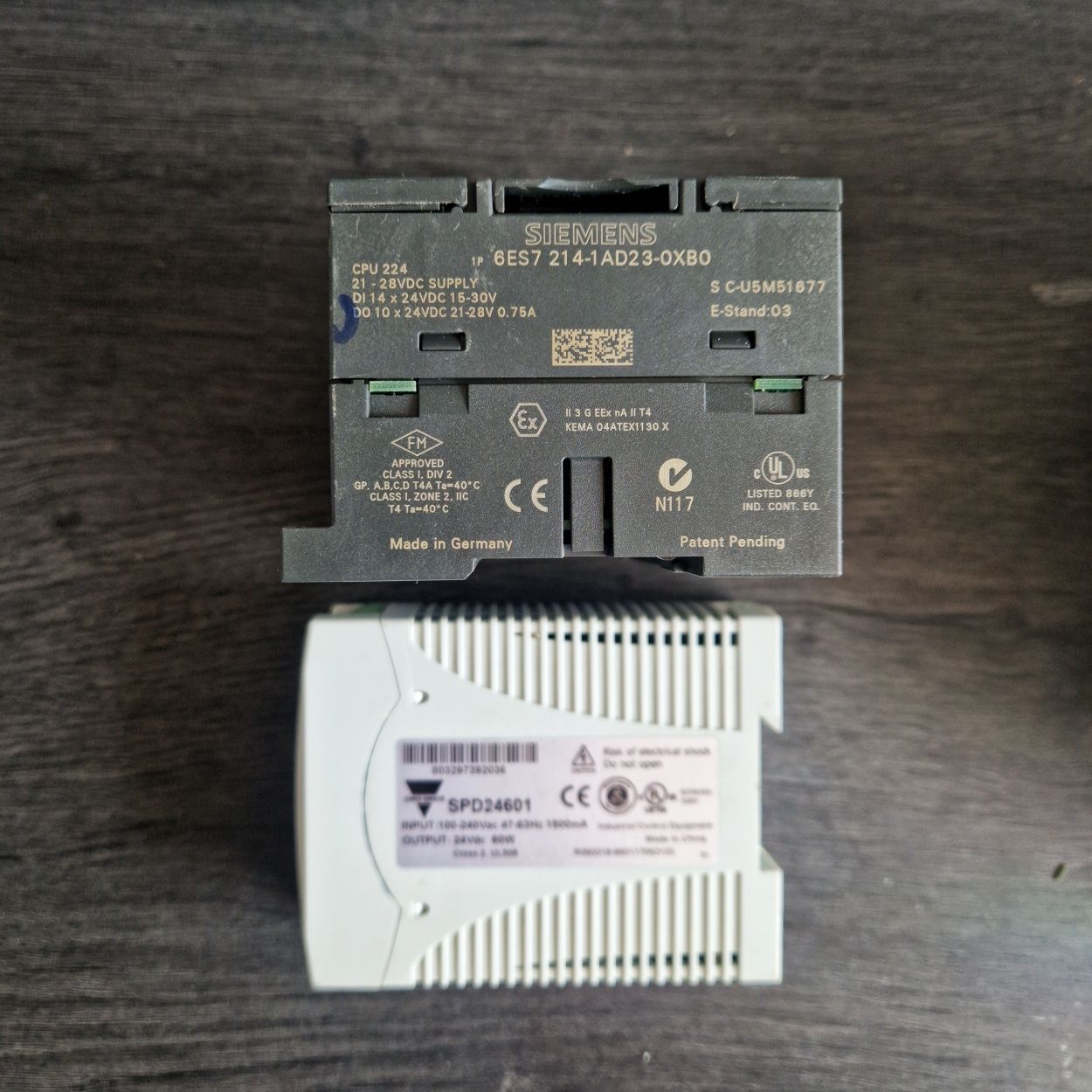 Siemens S7-200 PLC