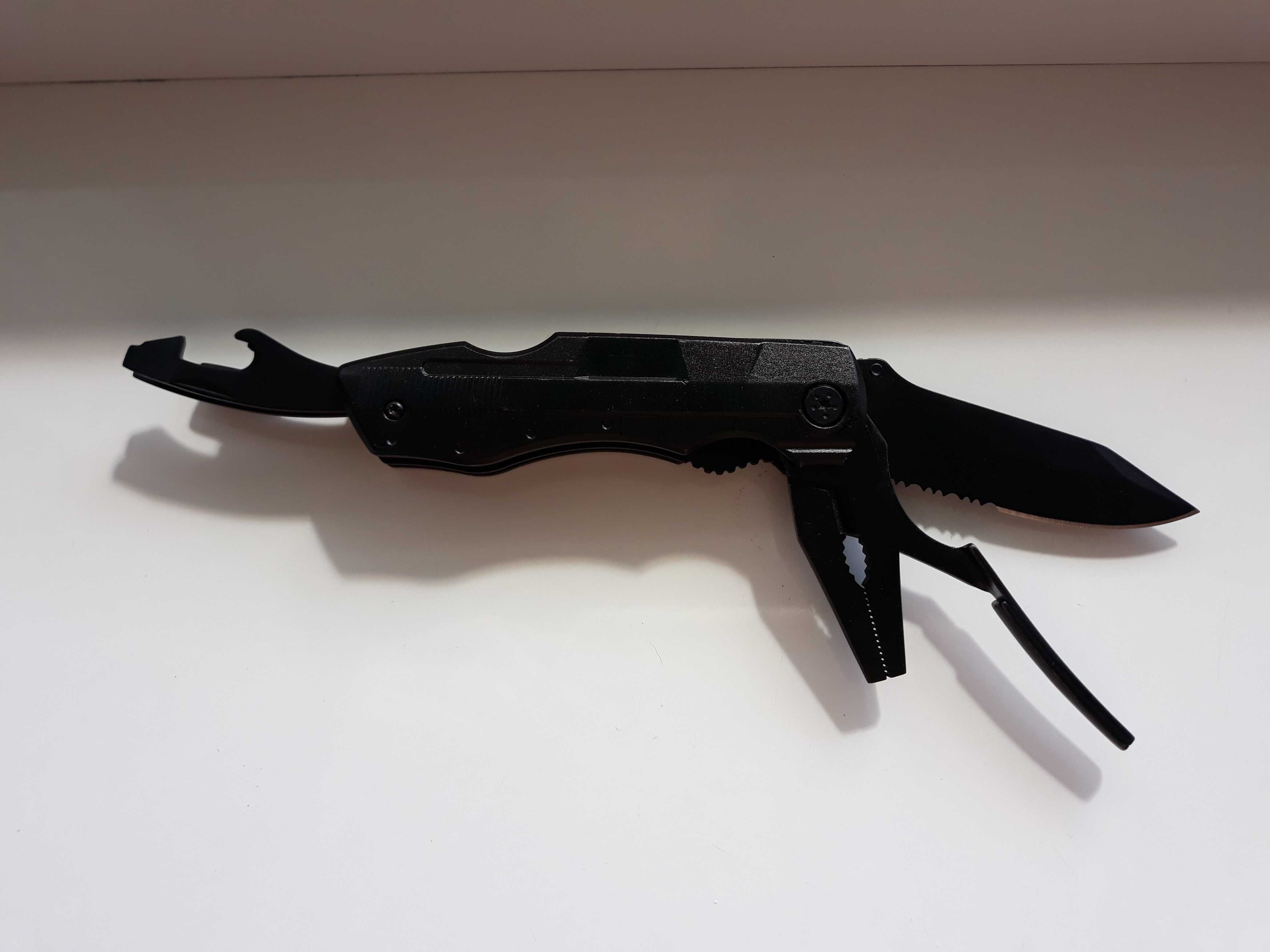 Multitool z etui nowy