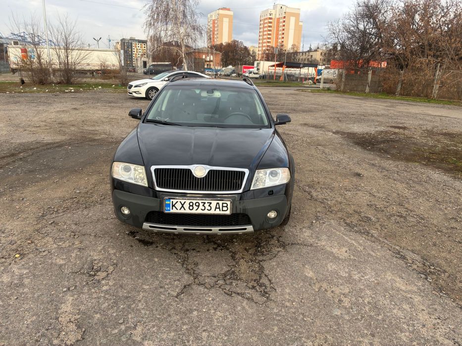 Шкода Октавія Скаут для військових