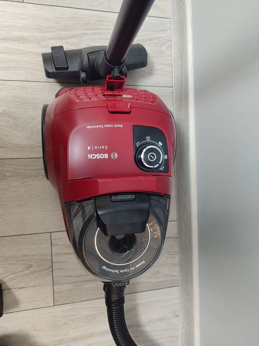 Пилосос BOSCH Бош