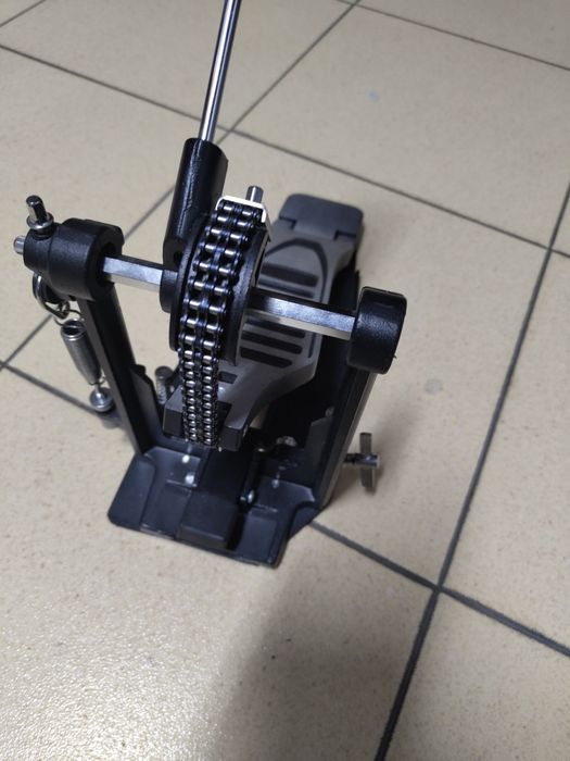 Vendo pedal de bombo