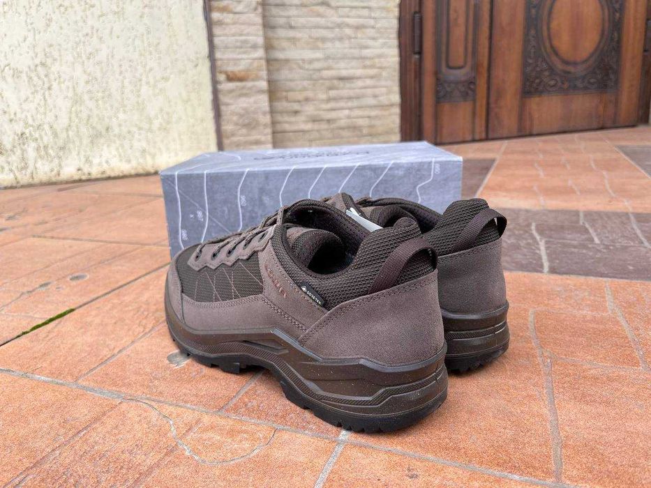 Кросівки Lowa Taurus Pro GTX Lo (43.5 розмір)