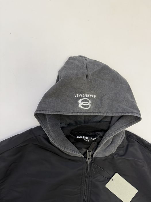 куртка бомбер Balenciaga Unity logo bomber 2025