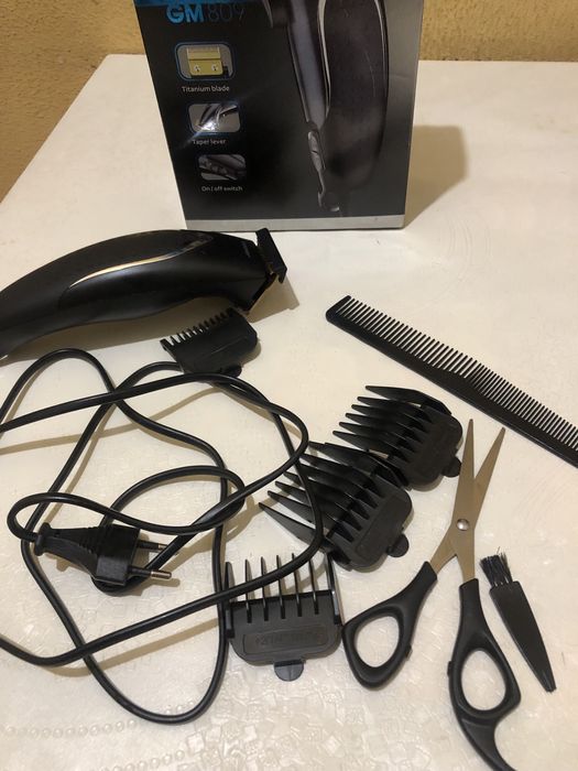 Машинка для стрижки волос