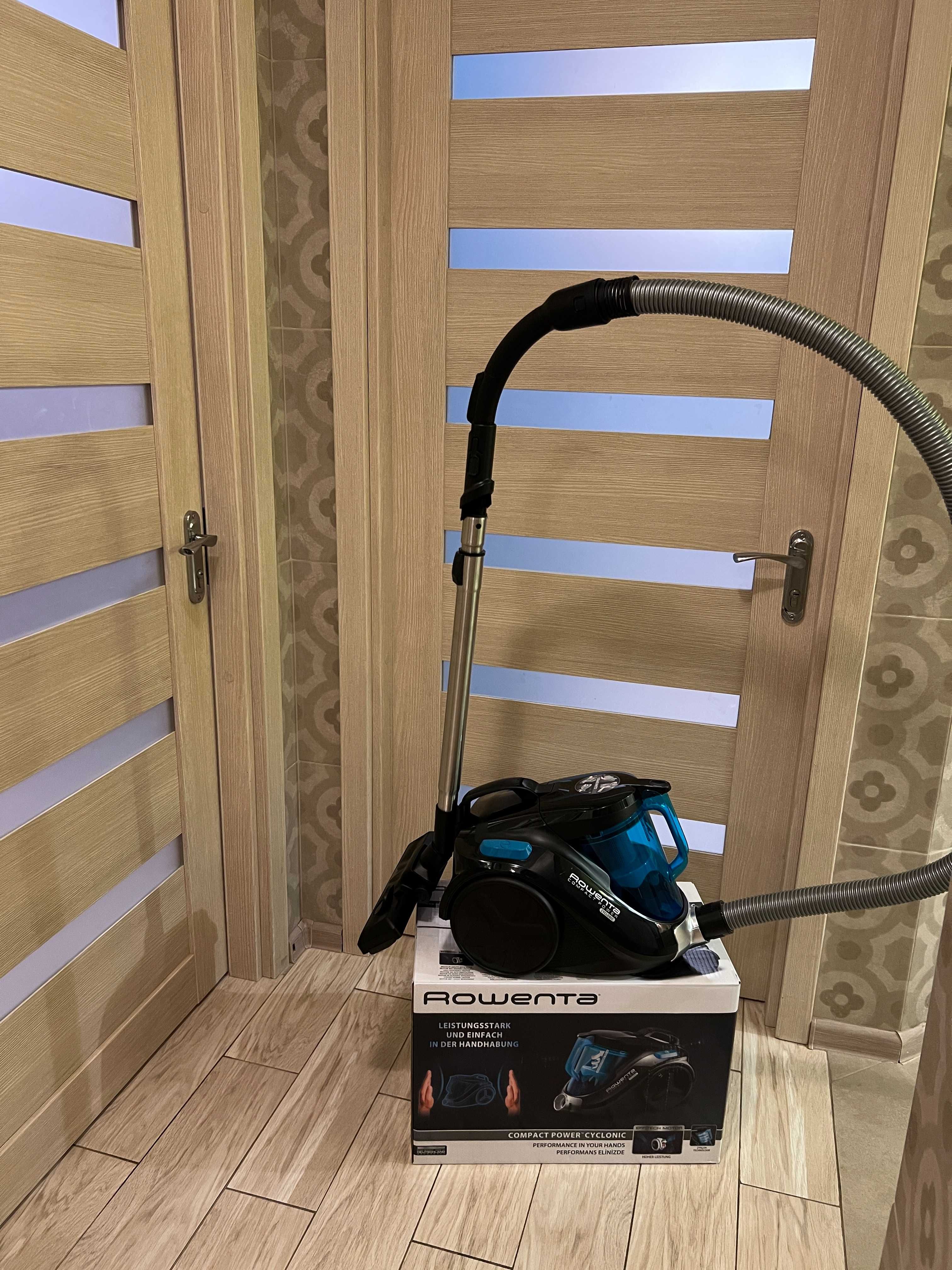 Продам пилосос Rowenta Compact Power Cyclonic RO3731EA 3AAA Ecomotor