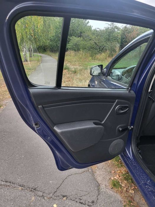 Dacia Sandero (2009)