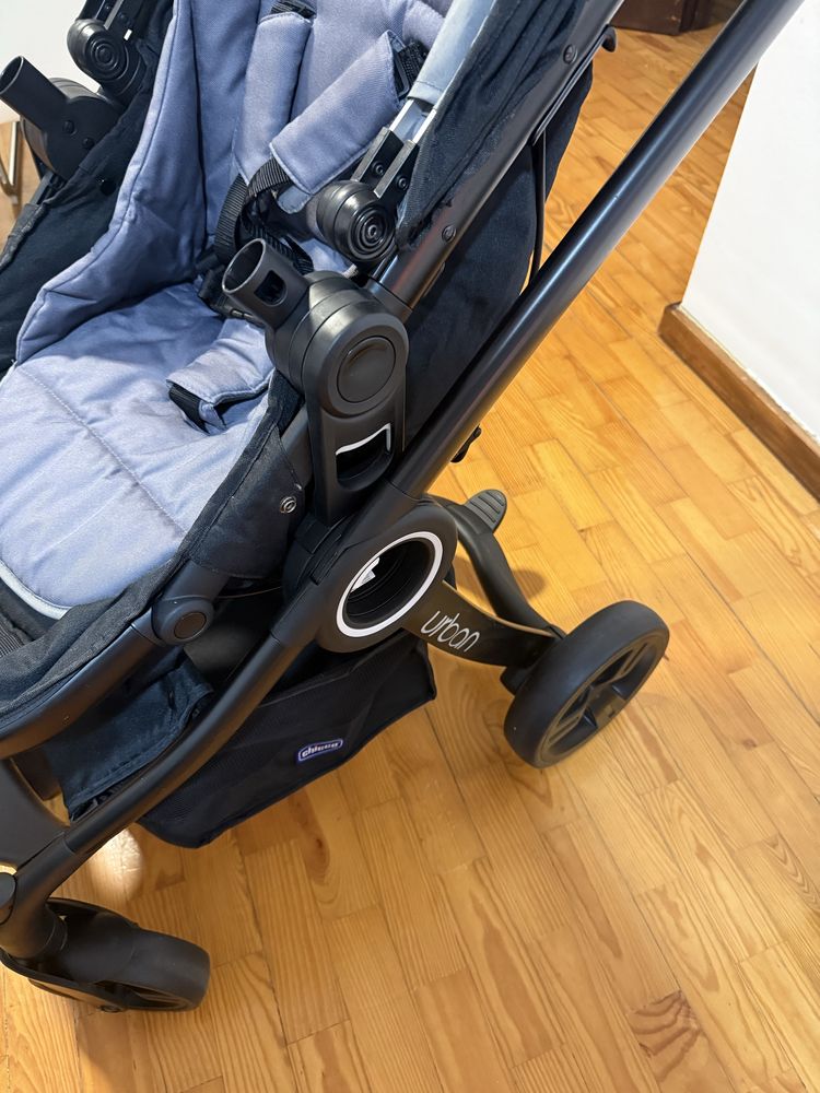 Vendo carinho da chicco