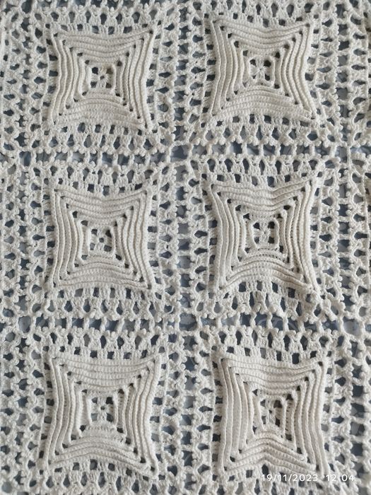 Colcha em crochê feita à mão *Baixa de Preço