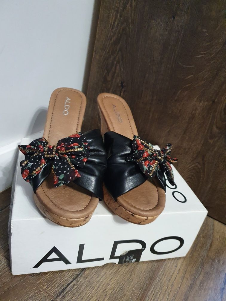 Śliczne, nowe klapki Aldo - Okazja!