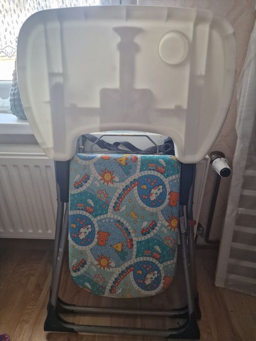 Krzeselko do karmienia