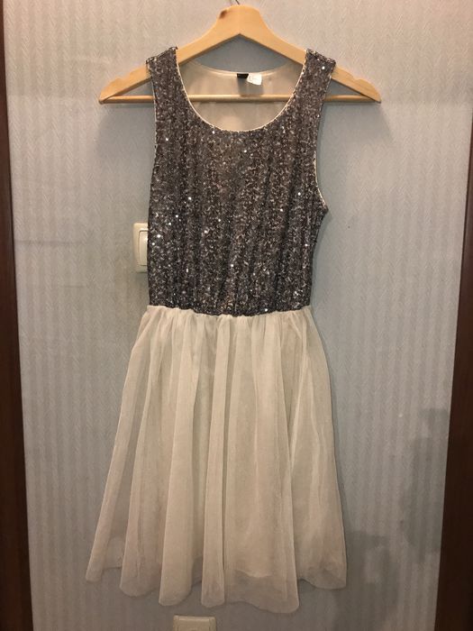 Платье  H&M Divided