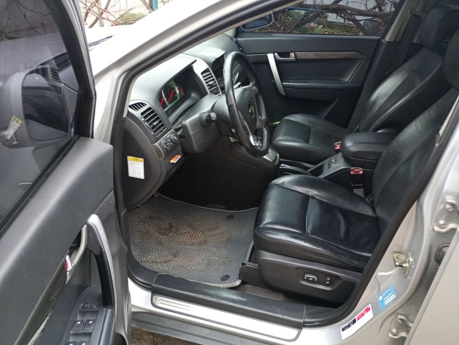 Chevrolet Captiva C100 2.0D