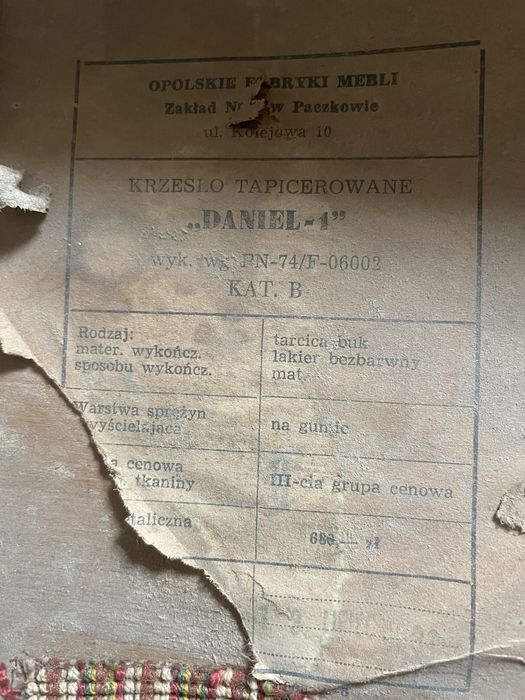 Krzesła retro Daniel