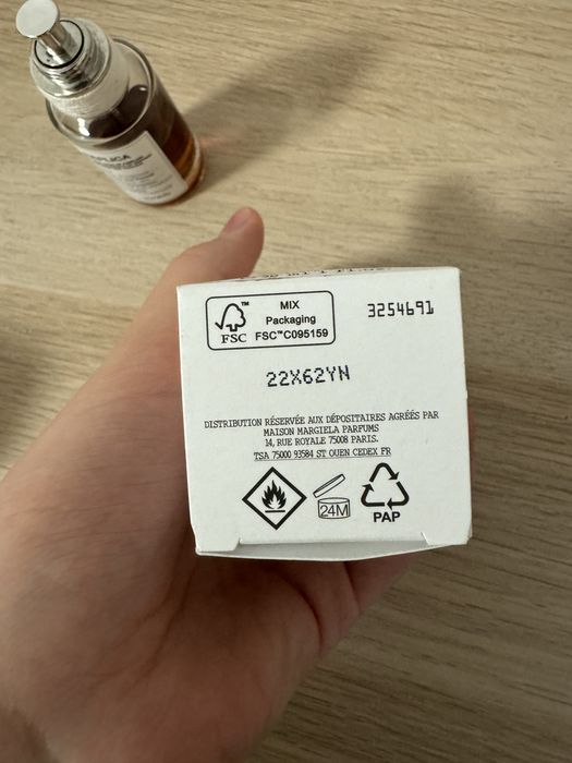 Replica By The Fireplace perfumy