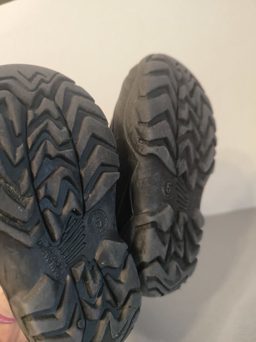 Сапожки Kamik на дівчинку 18 р.