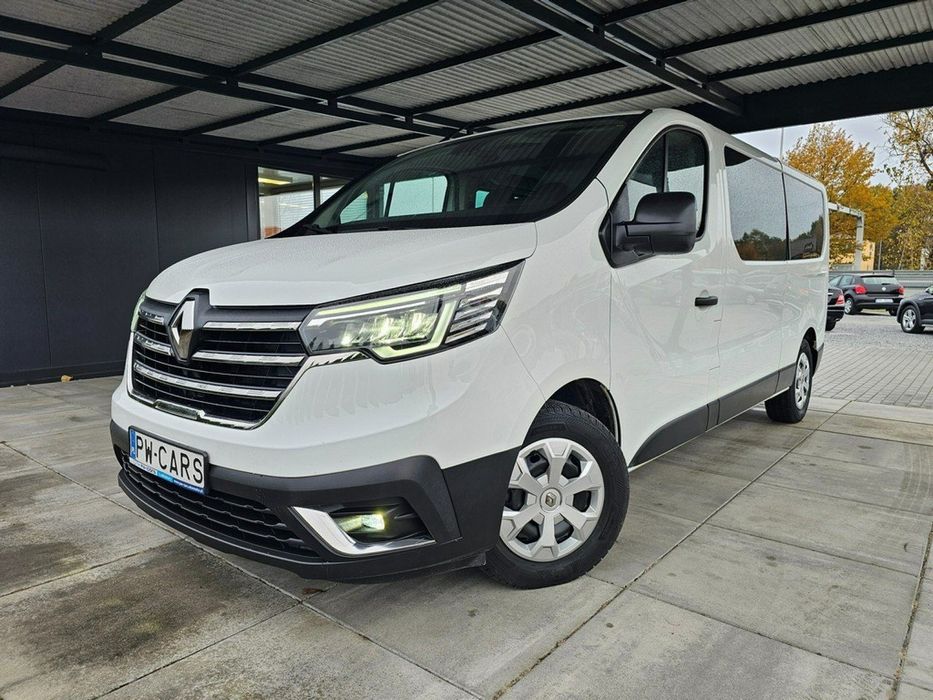 Renault Trafic 2,0DCi/F-VAT23/150KM/L2/9-osób/KRAJOWY/I-właśc./Serwis/Bezwyp/GWAR