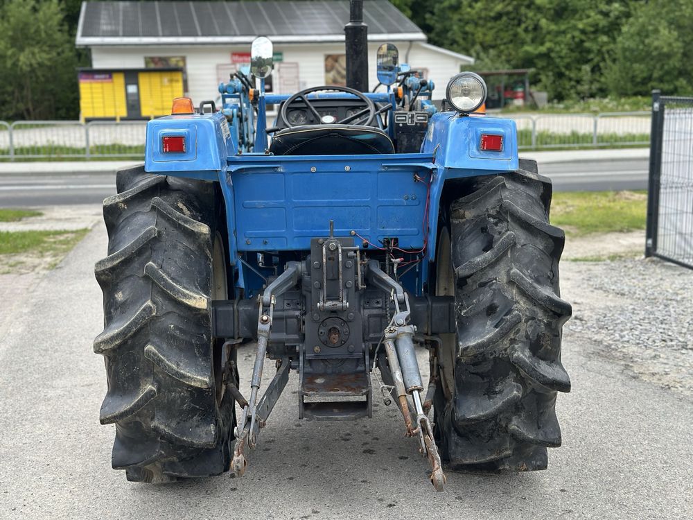 Mitsubishi MT2801 + ładowacz tur samopoziomujący 28km 4x4 Rewers wspom