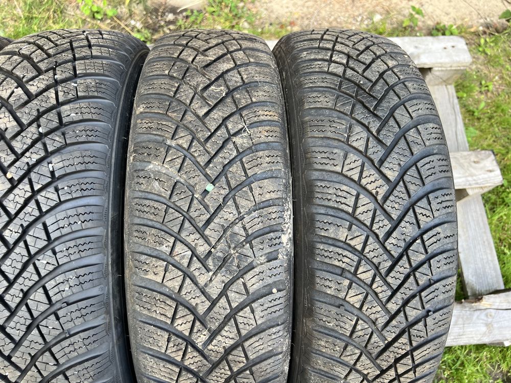 4xopona zimowa HANKOOK w rozmiarze 165/60 R15 I