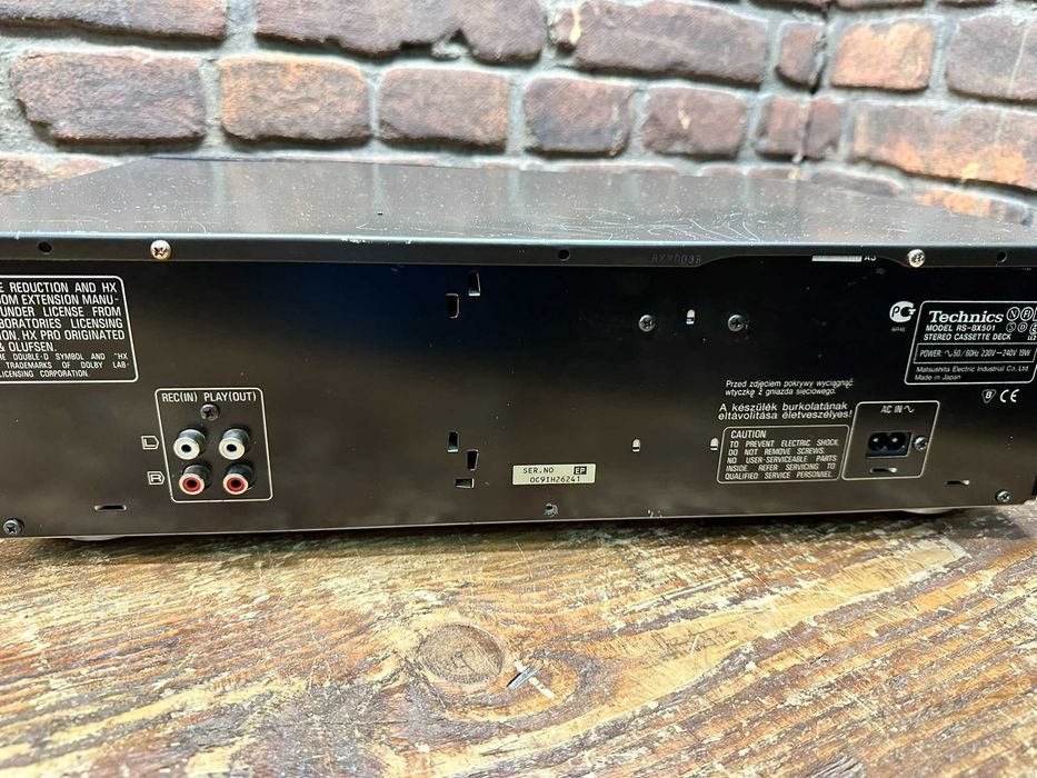 Magnetofon Technics RS-BX501