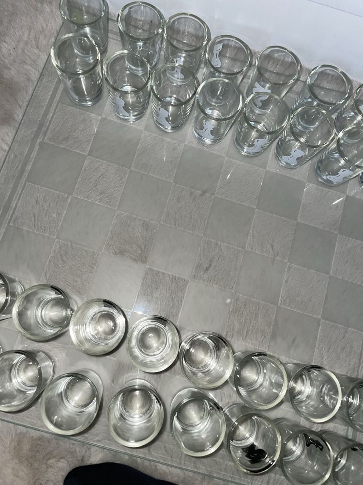 Gra alkoholowa szahy 18+