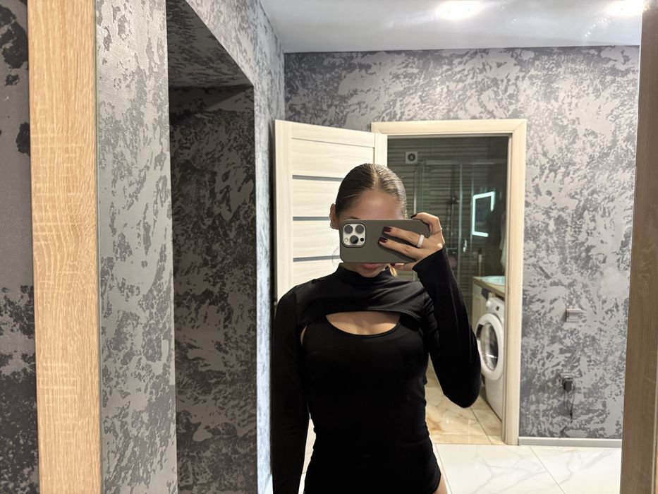 Кофта топ зʼєднана