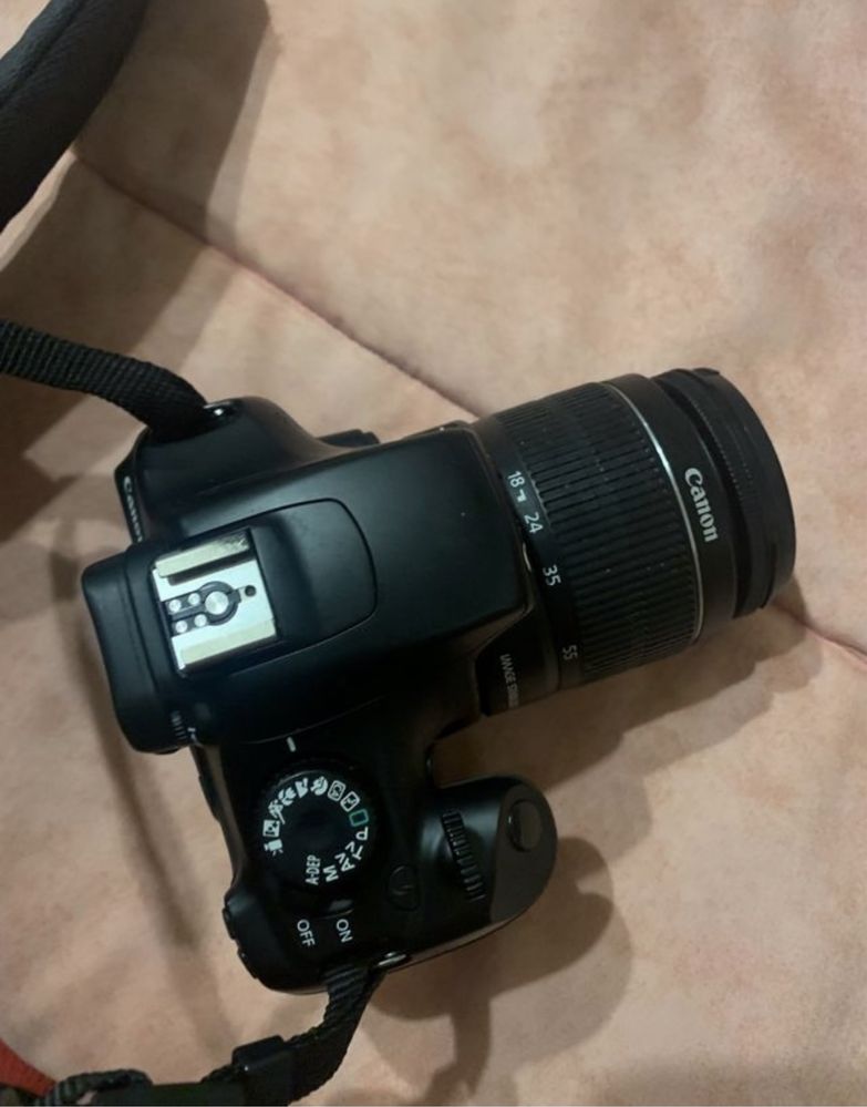 Maquina fotografica Canon 1100D