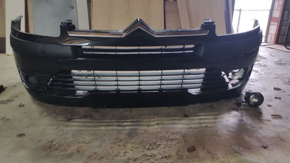 Бампер передній Citroen C4
