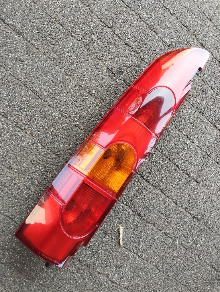 Lampa Renault Kangoo II lewy tył Valeo oryginał