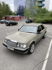 Mercedes 124 e200