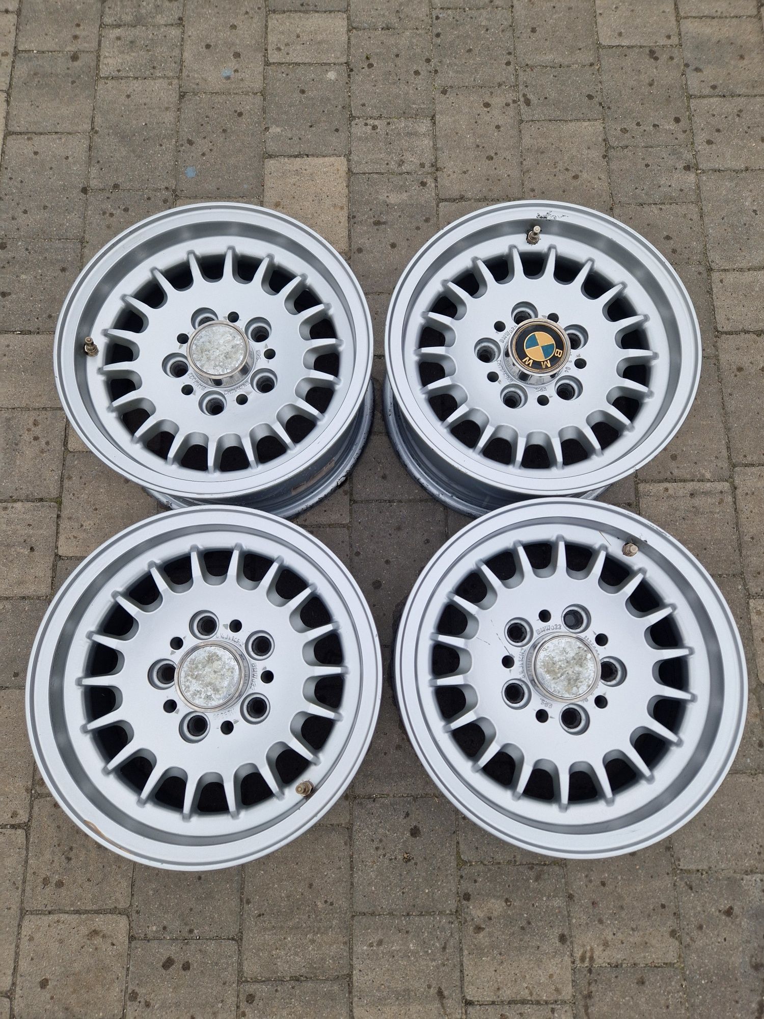 4x Felgi, koła 5x120  14" BMW e23, e24, e28 6,5J x 14 H2 ET22