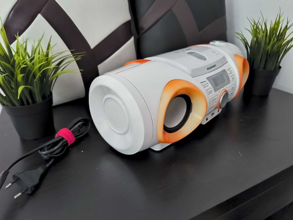 Blaupunkt Boombox Bluetooth CD USB Radio – Idealny na wycieczki!