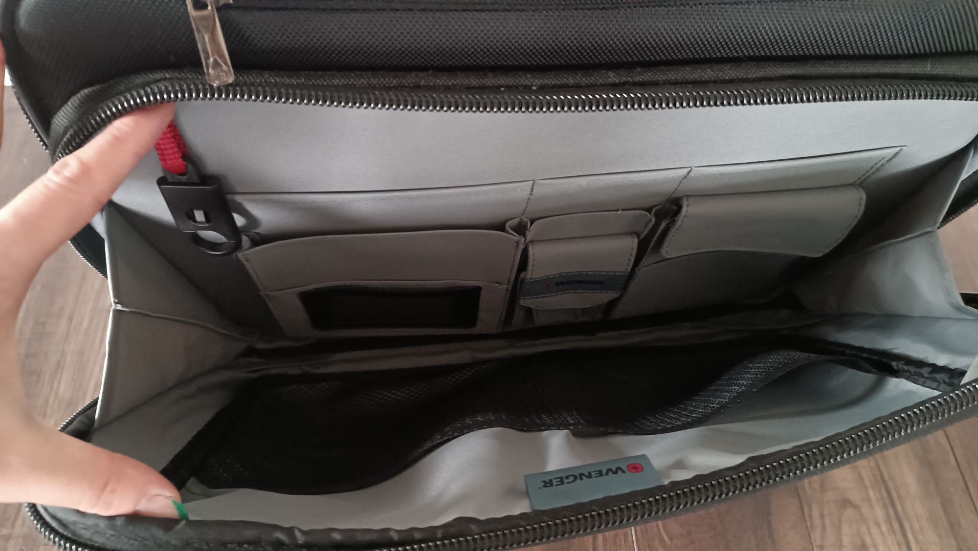 Torba Wenger Patriot biznesowa na laptop na kółkach