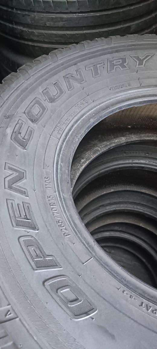 Pneus  265/70/15