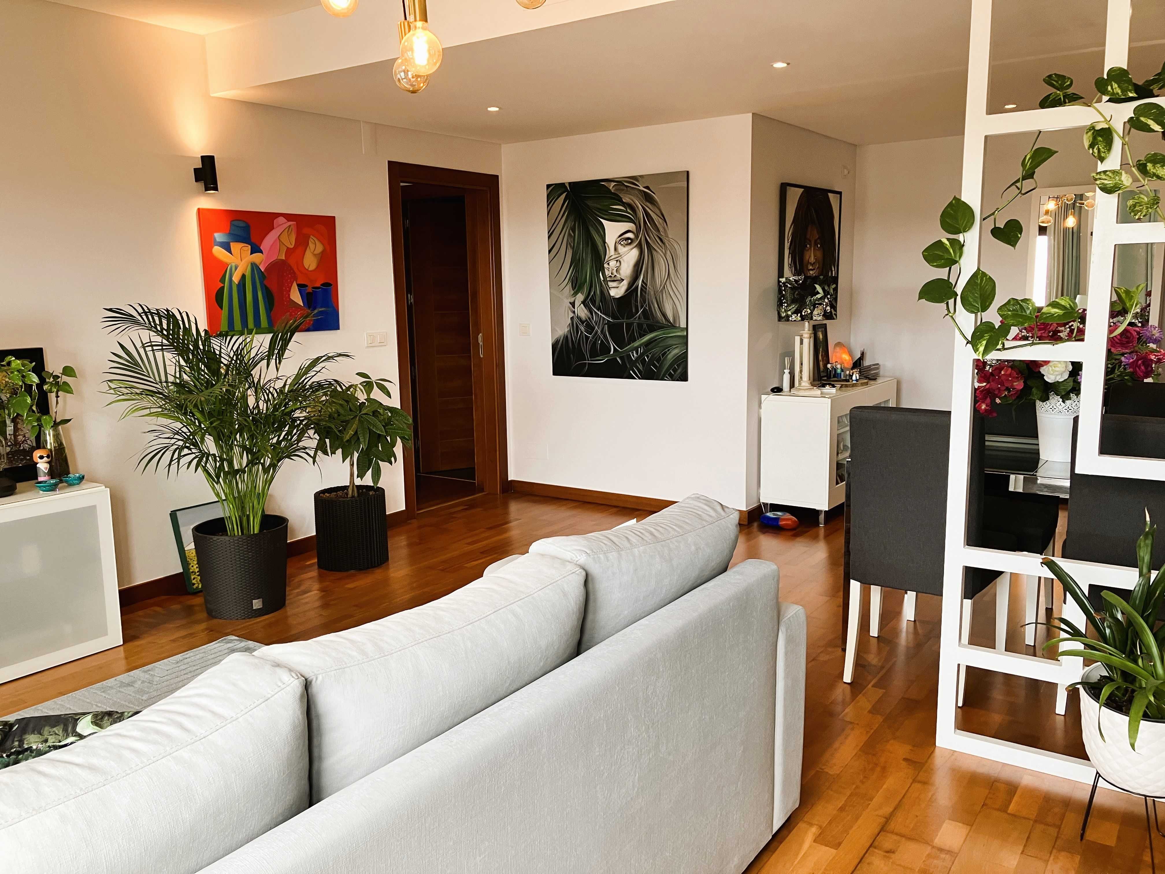 Apartamento T2 à venda na Urbanização Malvarosa em Alverca